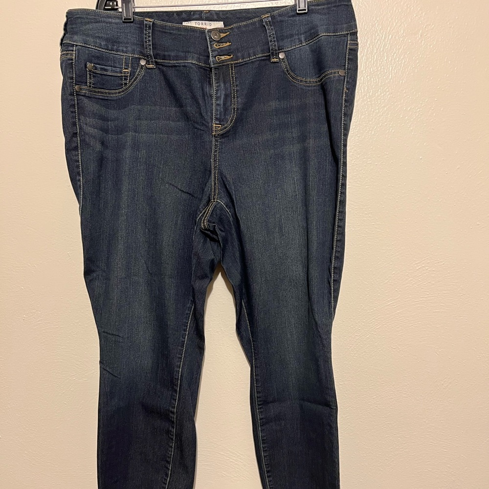 Torrid premium jeggings dark wash
